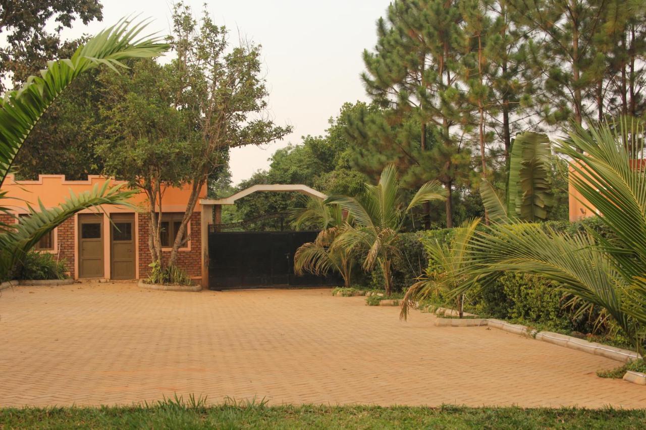 Saltek Forest Cottages Masindi Εξωτερικό φωτογραφία